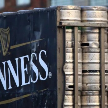 Guinness chiefs raid emergency supply in Ireland to try keep pubs stocked this Christmas