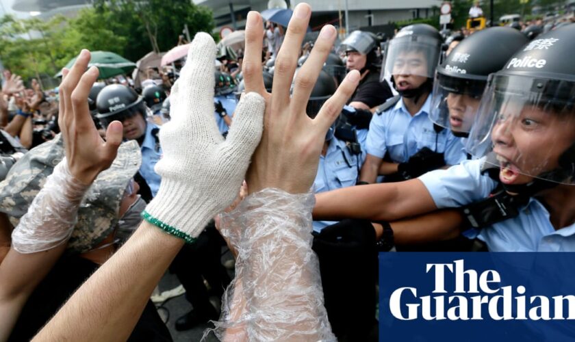 Hong Kong police issue bounties for six more overseas activists