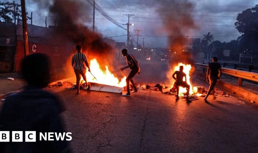 Hundreds escape Mozambique prison amid election protests