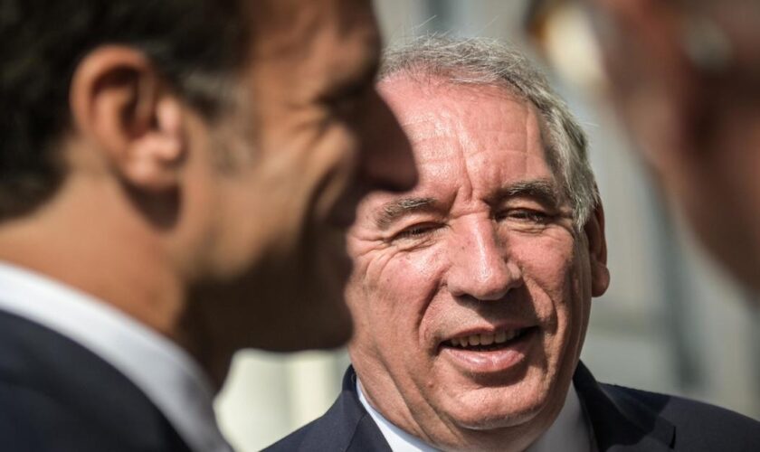 «Il n’y a pas de couple exécutif» : Macron et Bayrou, des alliés de longue date aux relations crispées