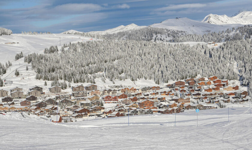 Indispensable et omniprésente, comment la voiture alourdit le bilan carbone des stations de ski