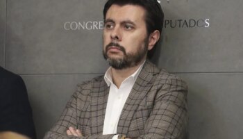 Ion Antolín deja la Secretaría del Estado de Comunicación por problemas de salud y será sustituido por la periodista Lydia del Canto