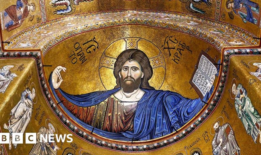 'It's pure beauty' - Italy's largest medieval mosaics restored