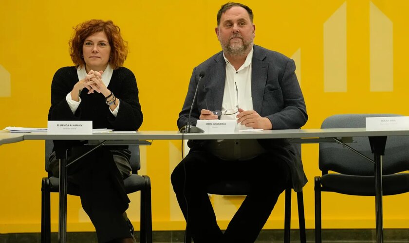 Junqueras ofrece a Jové, el cerebro del 1-O, seguir como líder en el Parlament, sitúa a Ester Capella como portavoz y la señala para negociar con el PSOE