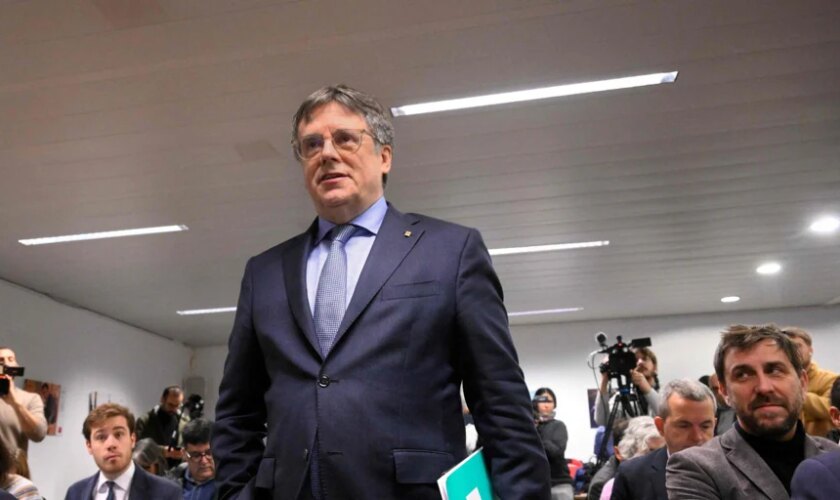 Junts confirma que Sánchez ofreció a Puigdemont un saludo con foto