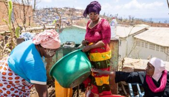 « L’État est absent » : à Mayotte, des élus dénoncent un manque d’aide sur le terrain