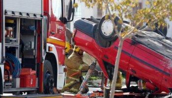 La Diputación de Alicante mejorará la respuesta ante emergencias en pequeños municipios con el papel de los bomberos y los protocolos