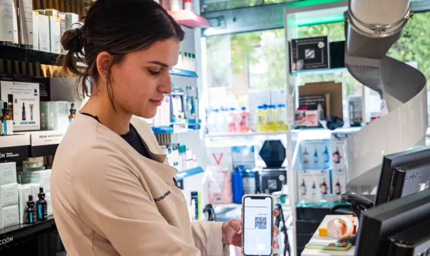 La Junta de Andalucía abre el plazo para la adjudicación de 122 nuevas oficinas de farmacia