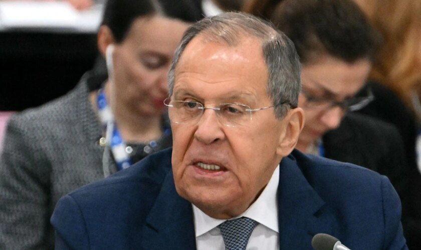 Lavrov llega por primera vez desde el inicio de la guerra a un país de la UE para participar en reunión de la OSCE