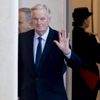 L’étrange Conseil des ministres d’adieu de Michel Barnier