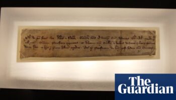 Letter from 1300 in support of Scottish hero William Wallace goes on display