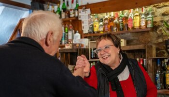 'Los calvos' de Sant Boi y Can Mariano, el restaurante de una famosa serie de 'true crime' en el Pirineo, protagonistas al repartir millones en Cataluña