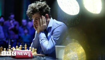 Magnus Carlsen quits chess championship after being told to change jeans