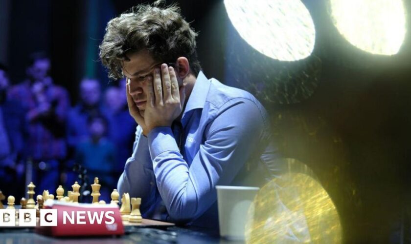 Magnus Carlsen quits chess championship after being told to change jeans