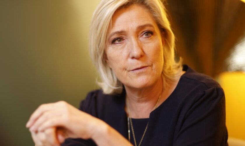 Marine Le Pen au Figaro : «Je peux tout à fait voter à nouveau une motion de censure»