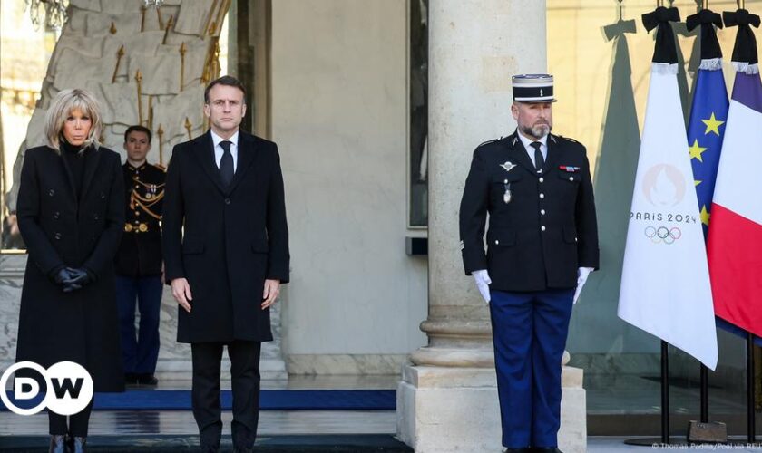 Mayotte: France holds silence for cyclone Chido victims