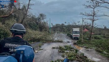 Mayotte: comment les forces de l’ordre tentent d’enrayer la mécanique du chaos