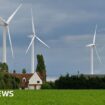 Miliband unveils new powers to approve large wind farms