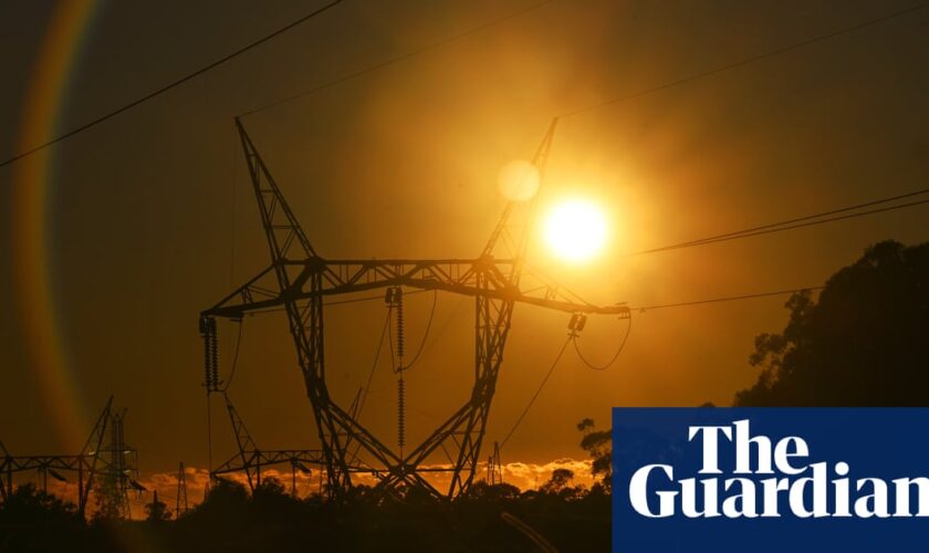 Millions of Australians miss out on saving hundreds of dollars by not switching energy deals, ACCC says