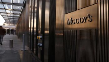 Moody's dégrade la note souveraine de la France d'un cran à Aa3