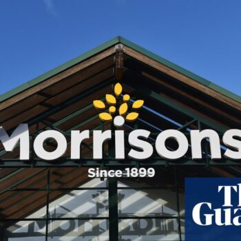 Morrisons offers discounts as IT glitch hits loyalty cards and click-and-collect