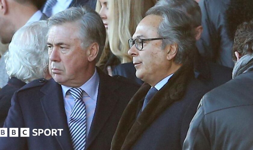 Carlo Ancelotti and Farhad Moshiri in the directors box at Goodison Park