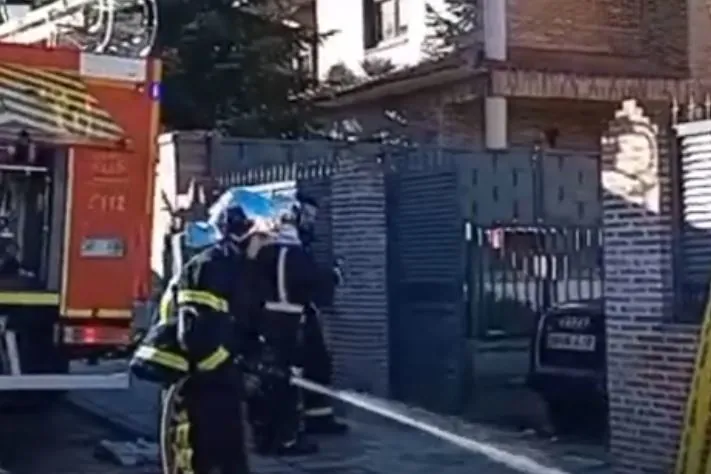 Muere una mujer de 55 años en el incendio de su vivienda en Serranillos del Valle