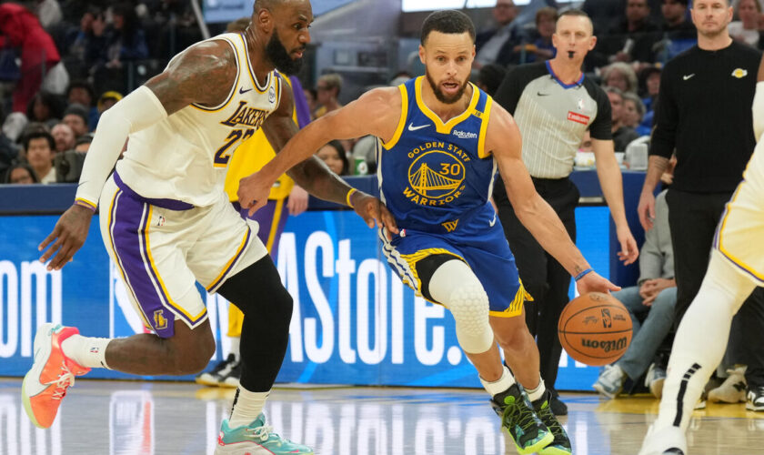 NBA : Stephen Curry et LeBron James font le show pour Noël, les Lakers s’offrent les Warriors (115-113)