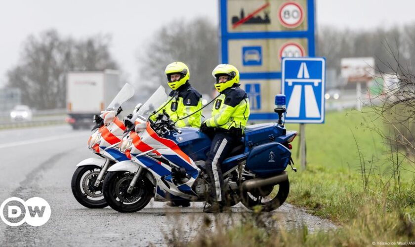 Netherlands starts border controls to curb illegal migration