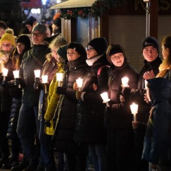 News kompakt: Menschenkette und AfD-Kundgebung in Magdeburg