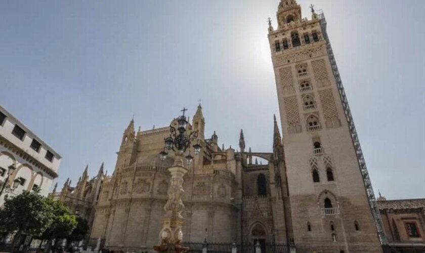 No era marrón: este era el color original de la Giralda de Sevilla