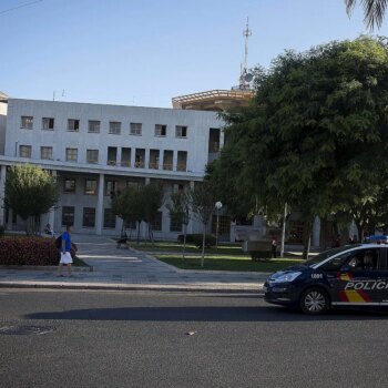 « Nos están disparando. Mi amigo está herido », así pedía ayuda a la operadora del 112 uno de los hombres tiroteados en Benalmádena