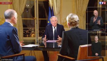 Opération de la dernière chance pour Michel Barnier