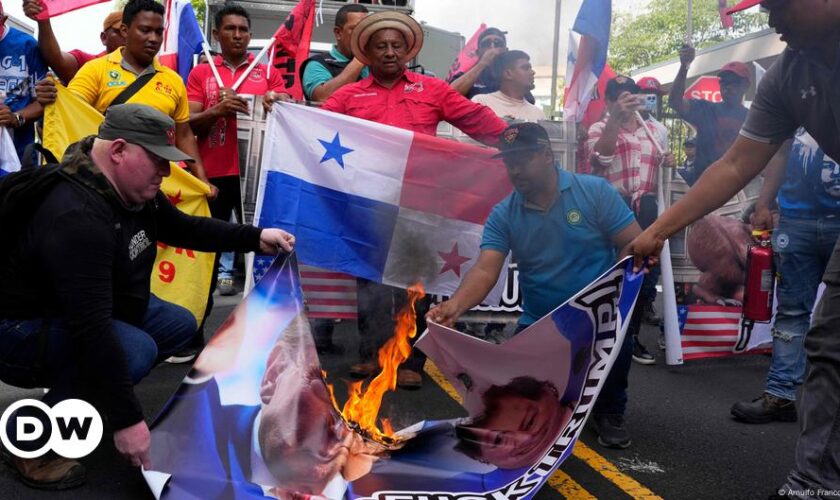 Panama: Protesters say 'enemy' Trump must leave canal alone