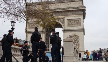 Paris : l’Arc de Triomphe évacué durant une heure après une fausse alerte à la bombe