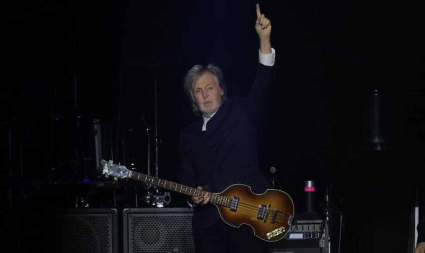 Paul McCartney en concert à la Paris La Défense Arena : 2h30 d’un show magique et historique