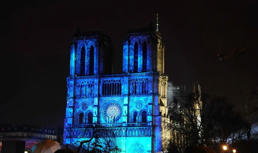 Pharrell Williams, estrella del concierto en Notre Dame con un coro gospel