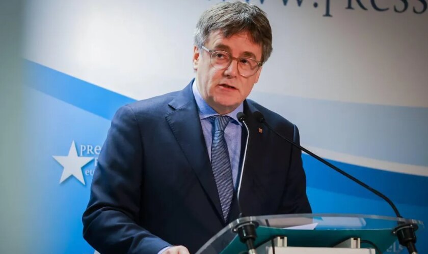 Puigdemont contesta a Sánchez y avisa que su apoyo sigue en el aire: "No le renovaremos la confianza si sigue con la estrategia de hundir a Cataluña"