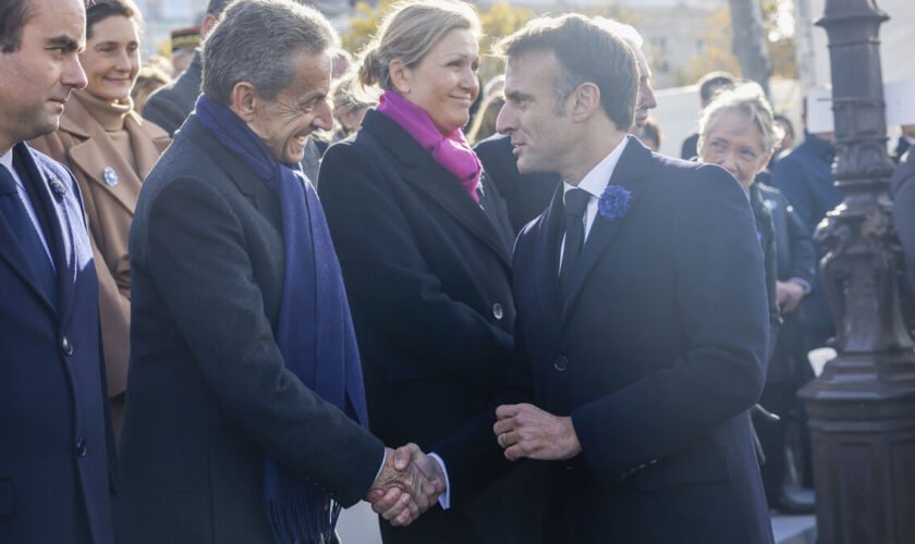 Quand Nicolas Sarkozy plaide auprès d’Emmanuel Macron pour un Premier ministre de droite