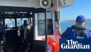 Rescuers lose hope of finding boy swept off rocks at Central Coast beach alive