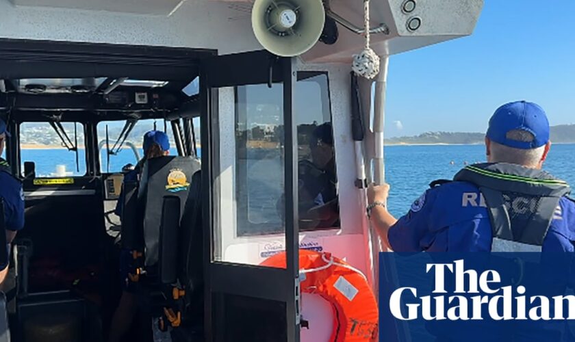 Rescuers lose hope of finding boy swept off rocks at Central Coast beach alive