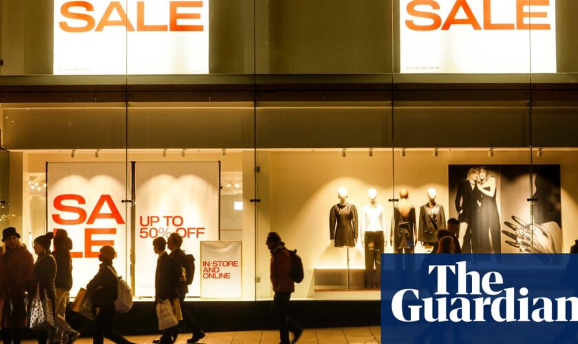 Retail sales in Great Britain weaker than expected despite early Black Friday deals