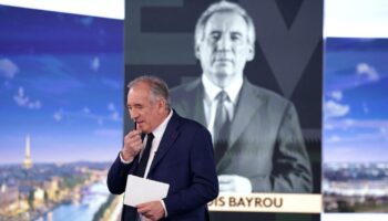 Retraites : François Bayrou prêt à rouvrir la boîte de Pandore