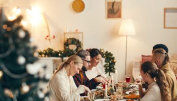 «Rien n’est tout à fait comme d’habitude, mais tout est familier : Noël, le temps de l’empaysement»