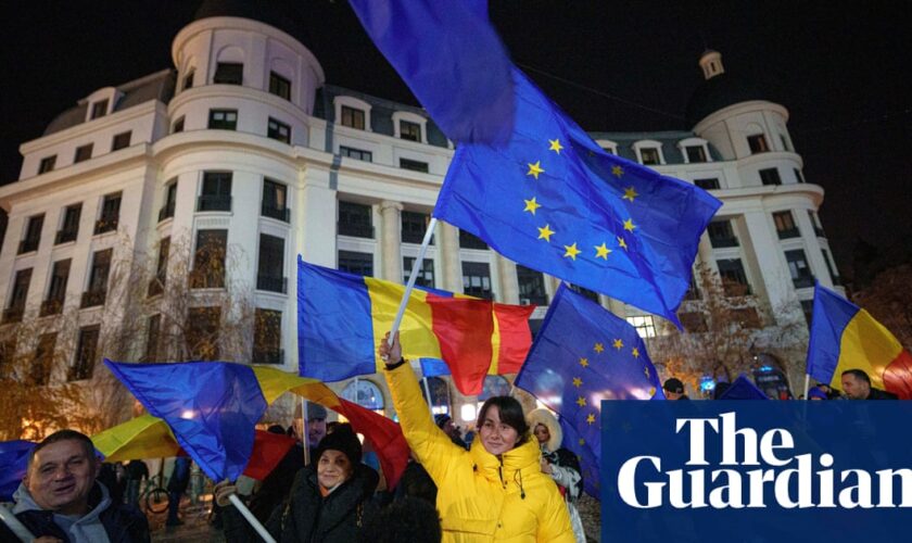 Romanian pro-European parties agree to form coalition government