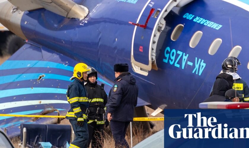 Russia seeks to play down speculation over Azerbaijan Airlines crash