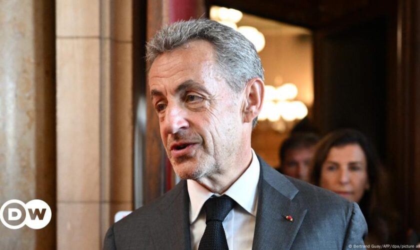 Sarkozy in Frankreich zu elektronischer Fußfessel verurteilt