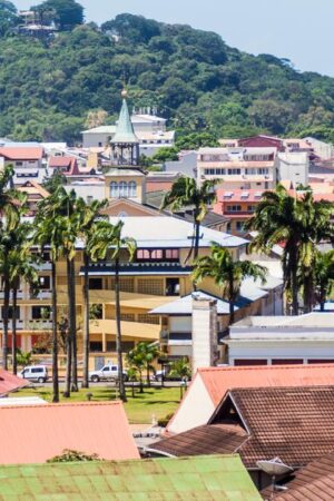 « Si leurs rangs venaient à grossir, nous ne les tiendrions plus » : en Guyane, une prison sous l’influence des gangs brésiliens