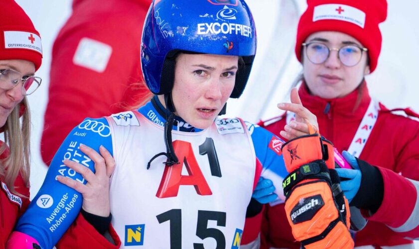 Ski alpin : une frayeur et des nouvelles rassurantes pour la Française Clara Direz