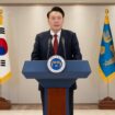 Südkoreas Präsident Yoon Suk Yeol vom Dienst suspendiert